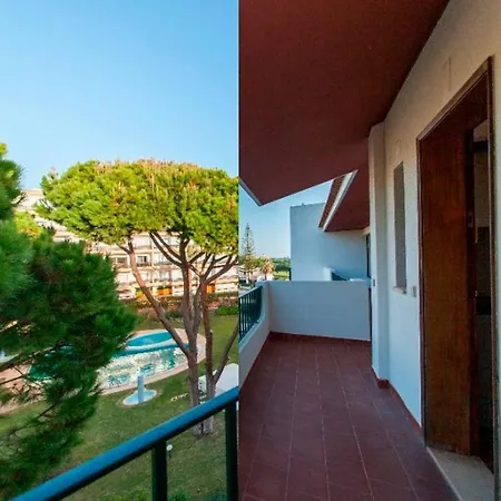 Leziria Apartment *